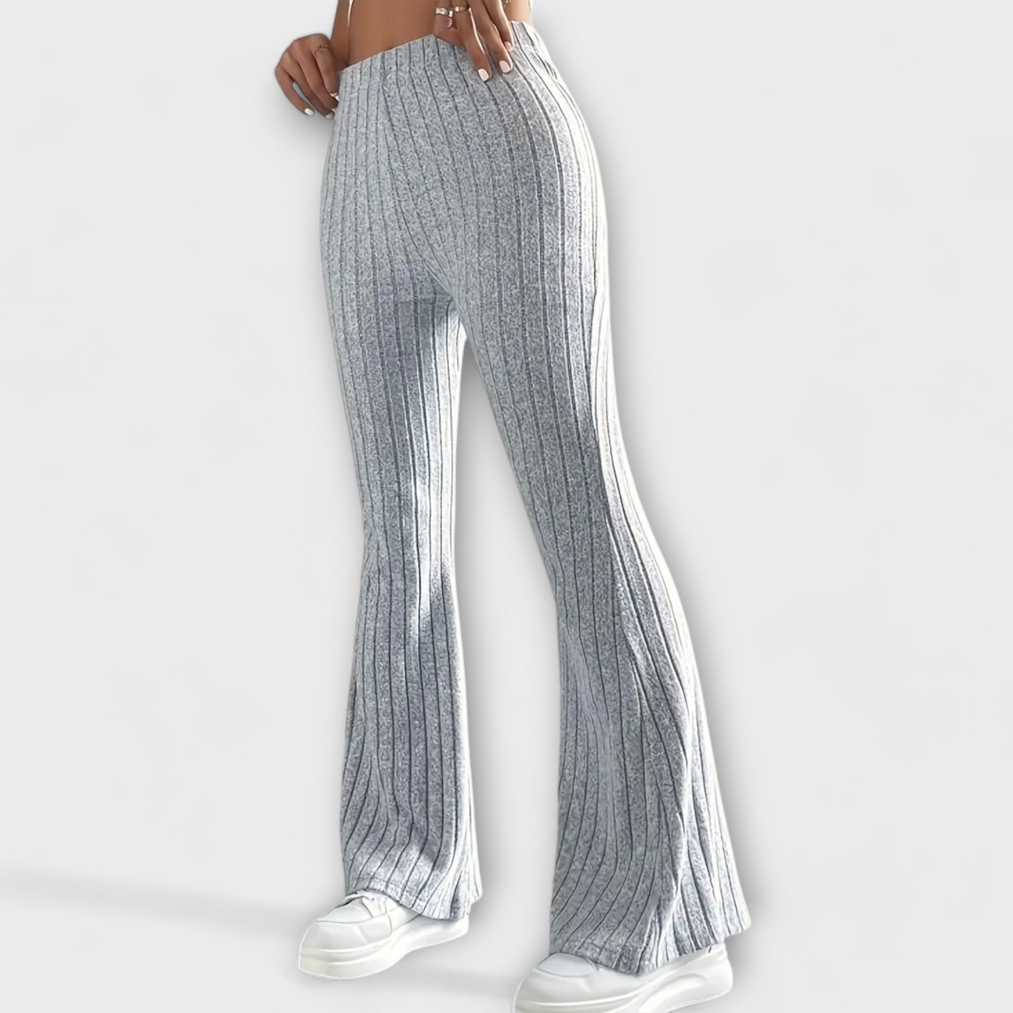 Pantalón De Corte Acampanado