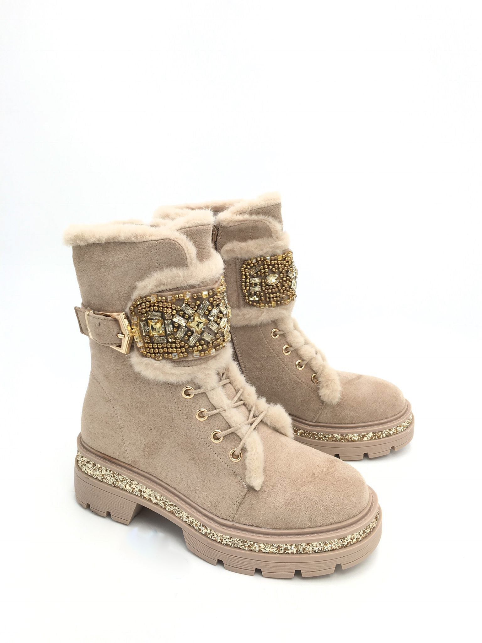 Botas Beige con Detalles de Piedra