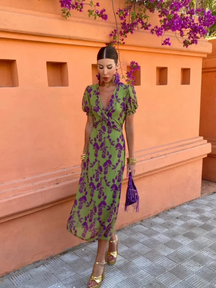Vestido Floral Plisado Cuello V