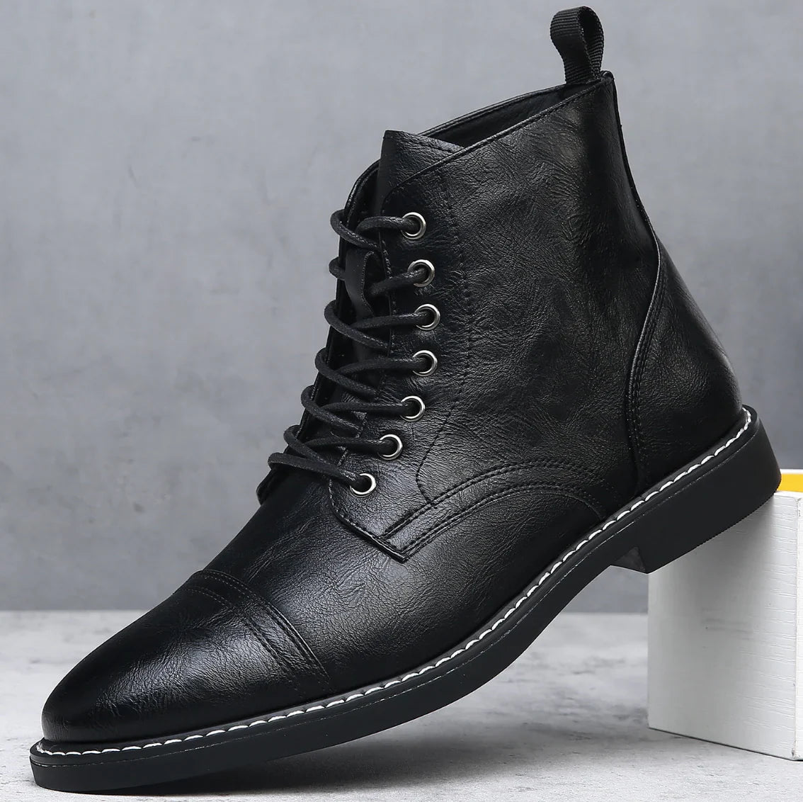 Bottines Lacées Bout Patinées