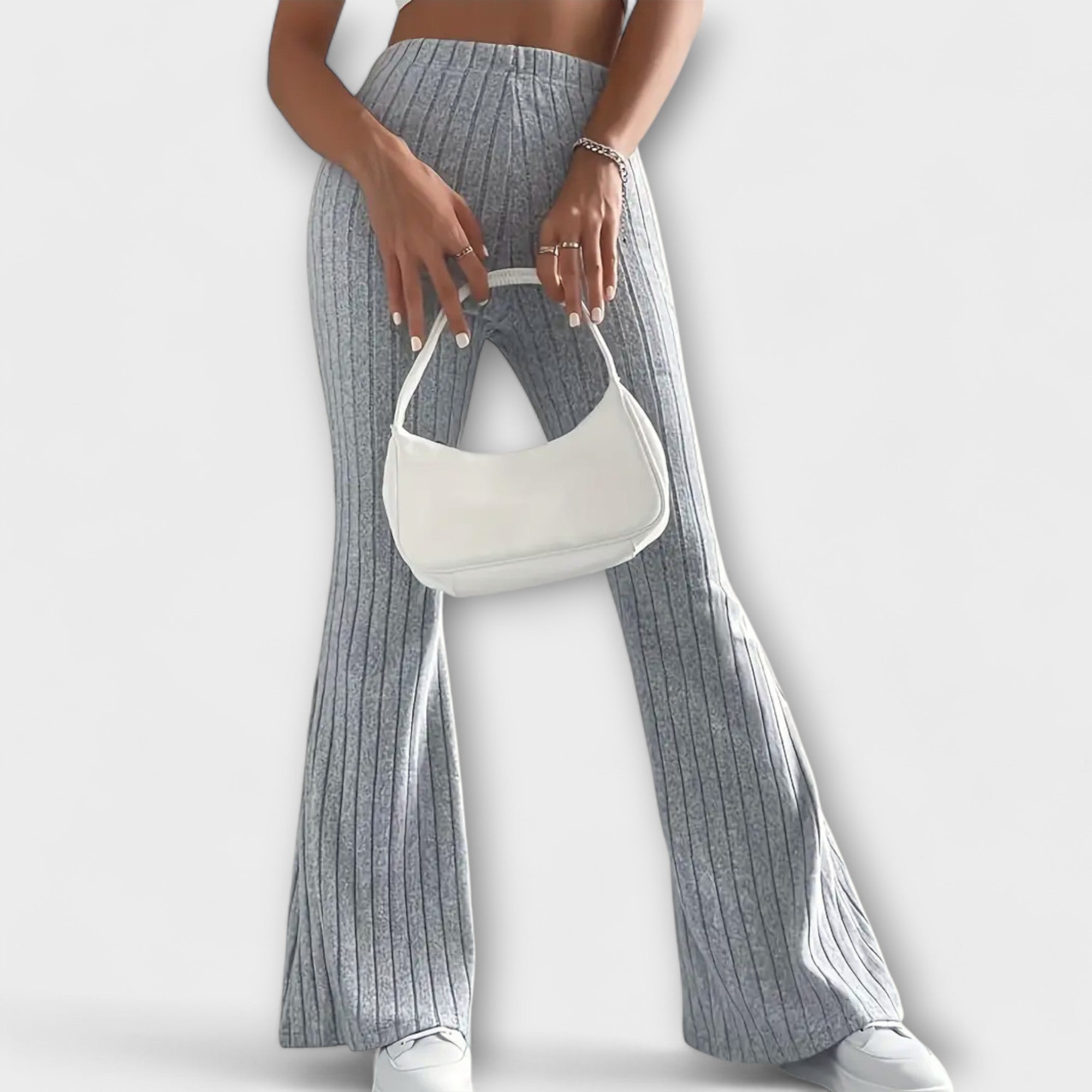 Pantalón De Corte Acampanado