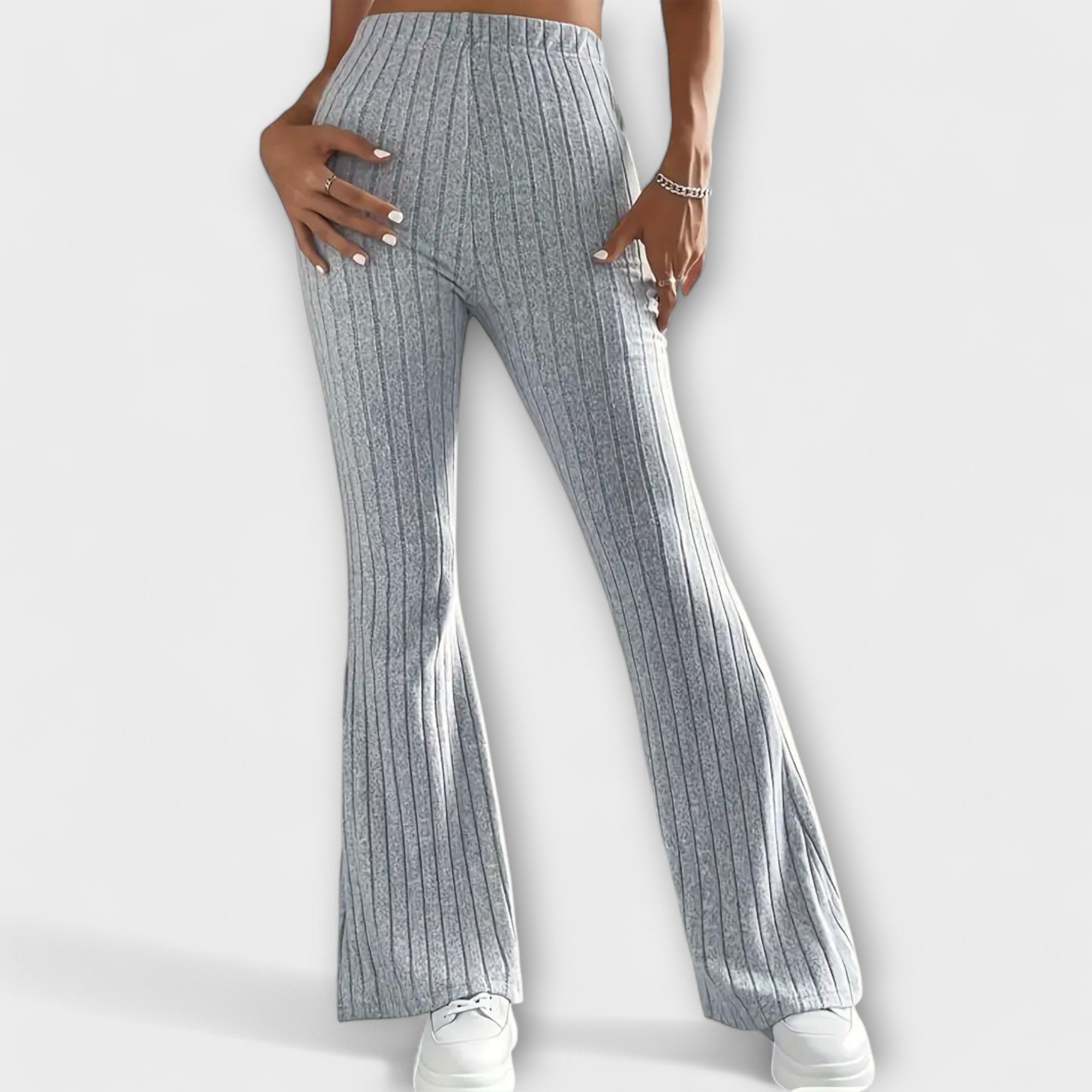 Pantalón De Corte Acampanado