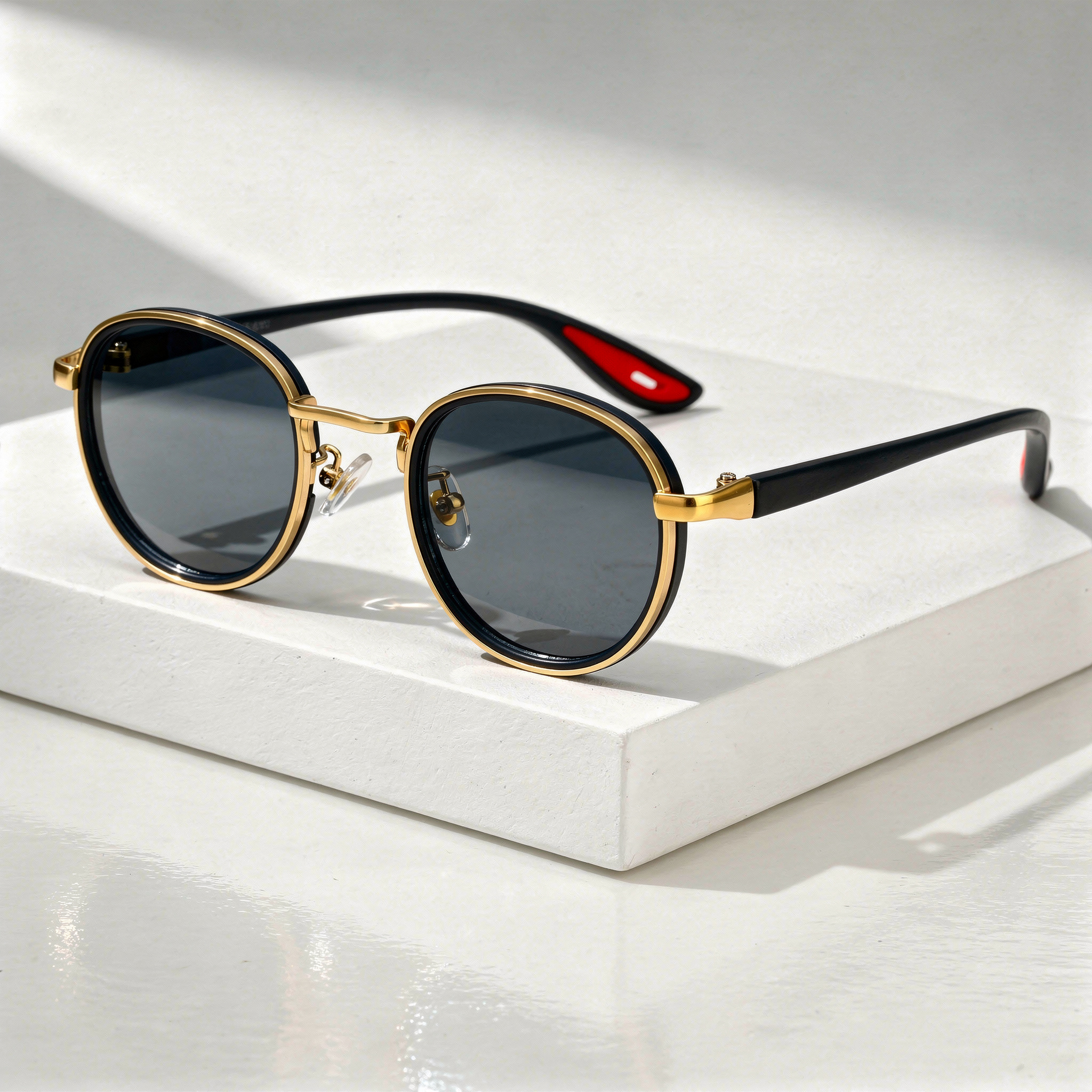 Lunettes de Soleil Rondes Cerclées